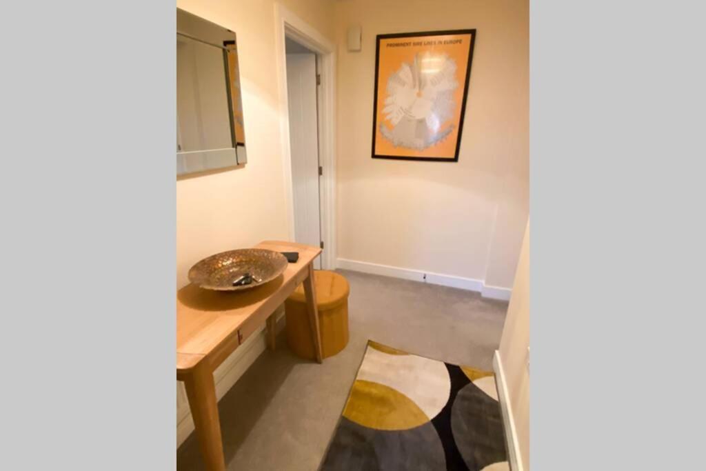 13 The Grosvenor, Luxury Flat, Central Newmarket, 纽马基特 外观 照片