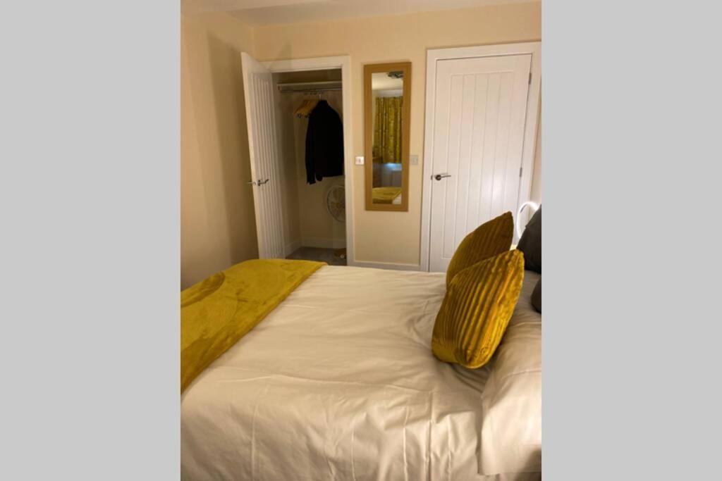 13 The Grosvenor, Luxury Flat, Central Newmarket, 纽马基特 外观 照片
